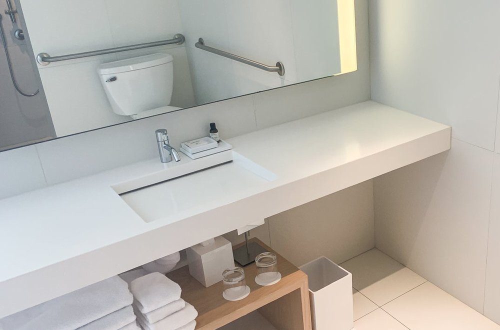 slope sink with shelf