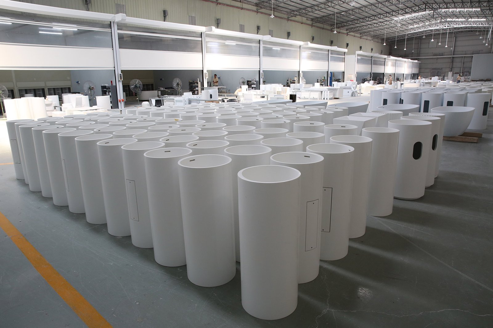 KKR pedestal sink series