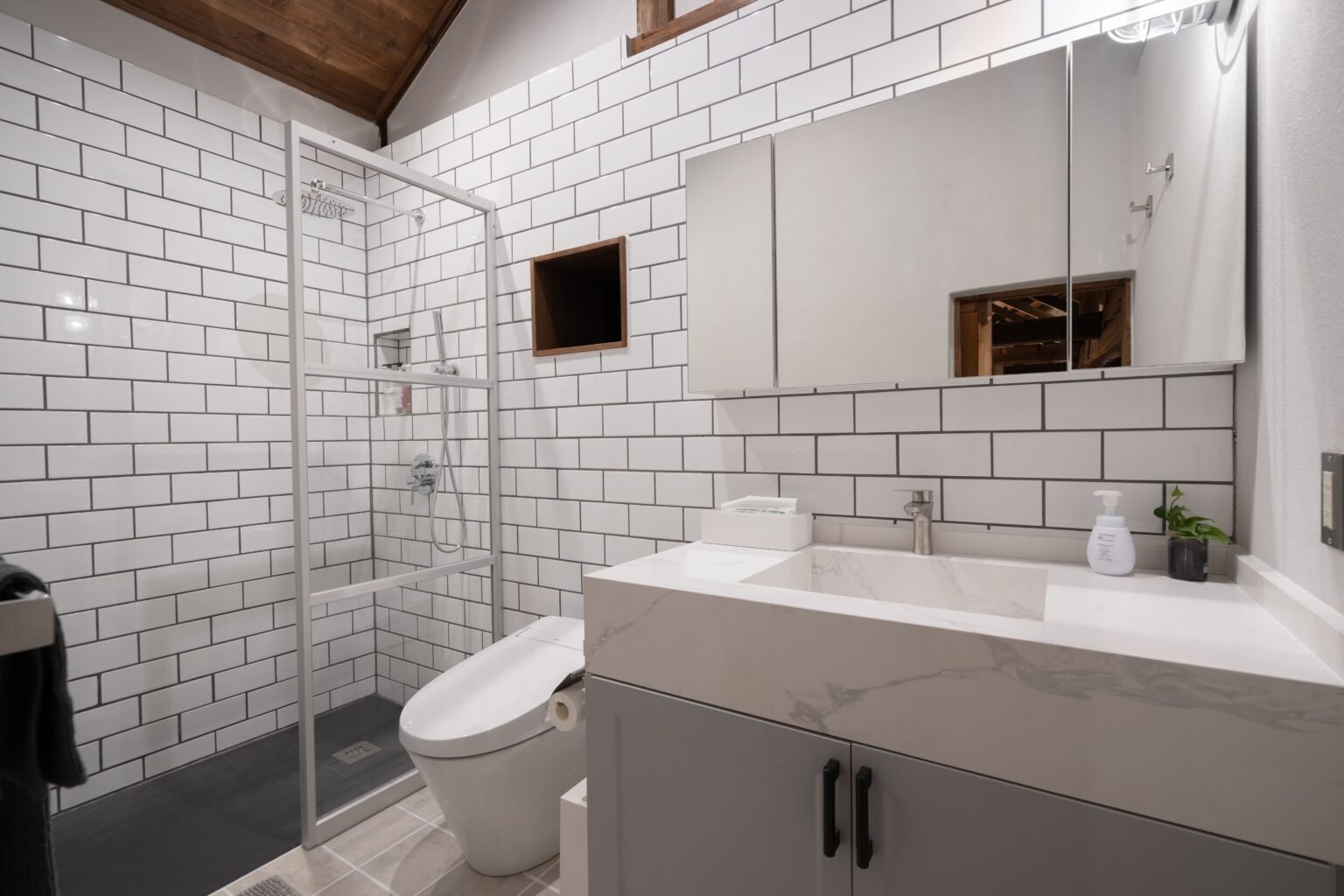 How to Choose the Right Size Basin for Your Bathroom | KKR® Guide