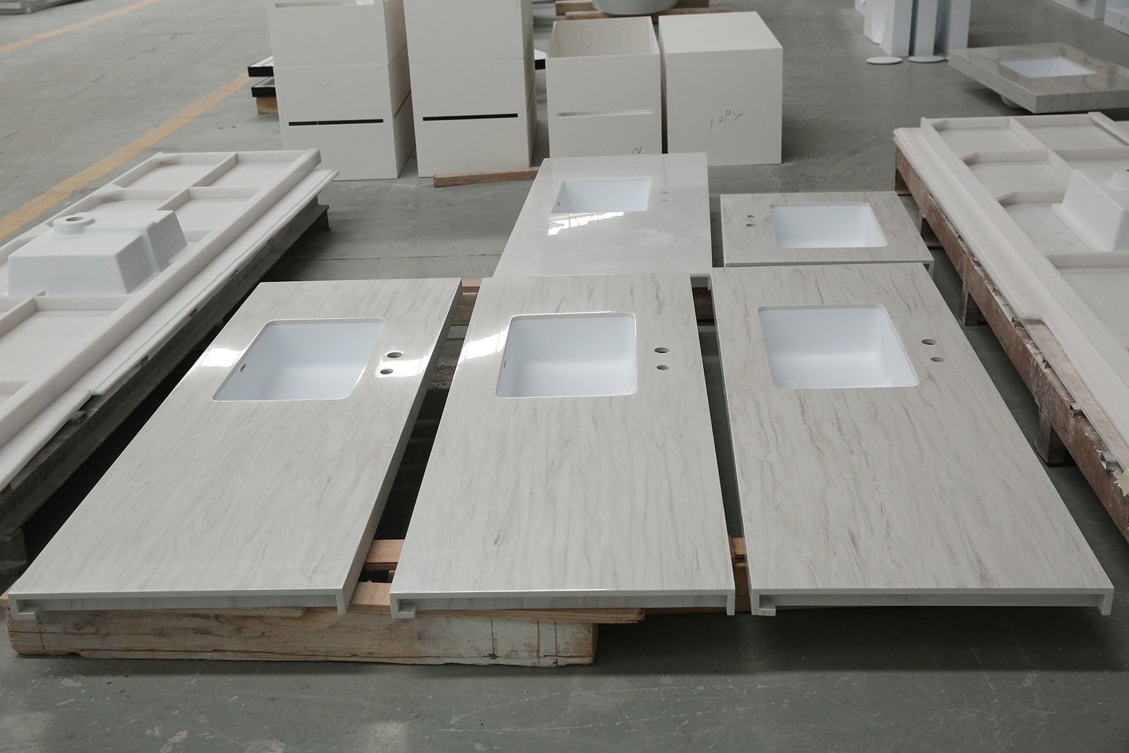 kkr costom bathroom countertops