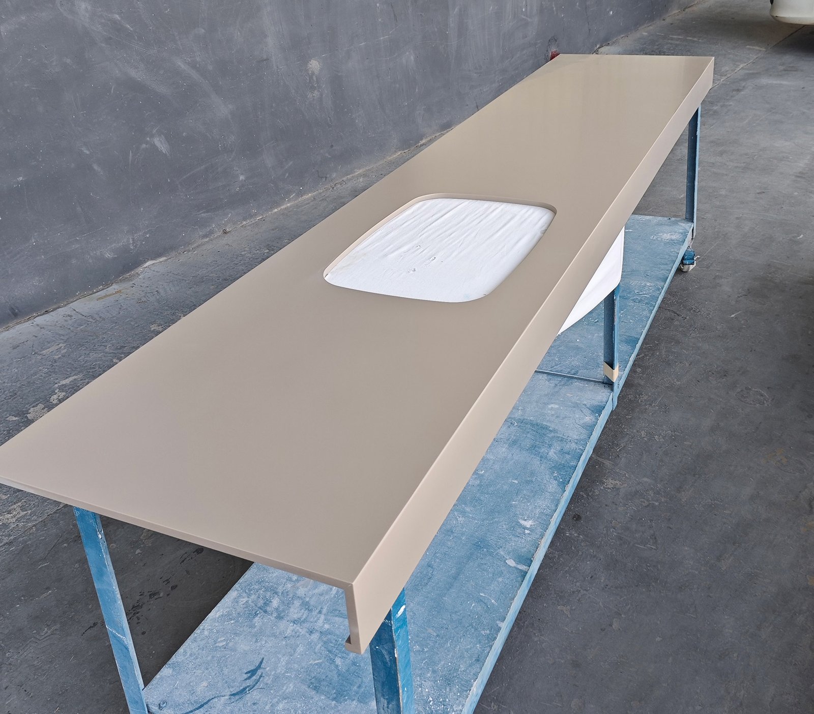 kkr costom bathroom countertops